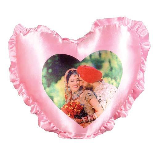 हृदय आकार का तकिया साधारण