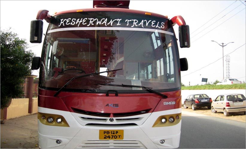 एक्सिस स्लीपर