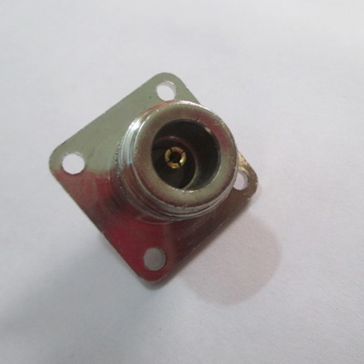 N (F) 4 होल स्क्वायर पैनल (17Mm) अनुप्रयोग: सेमीकंडक्टर्स में डोपेंट के रूप में