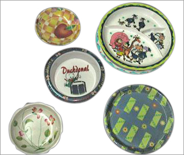 फैंसी क्रॉकरी प्लेट्स