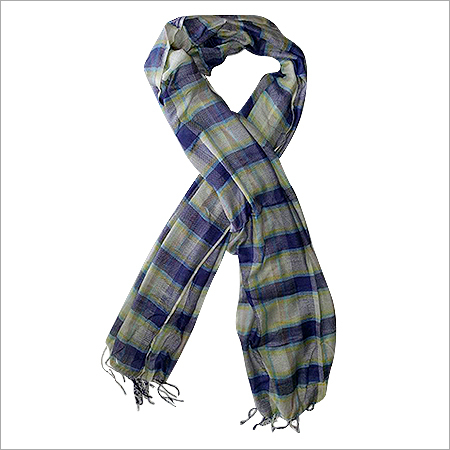 चेकर्ड स्कार्फ