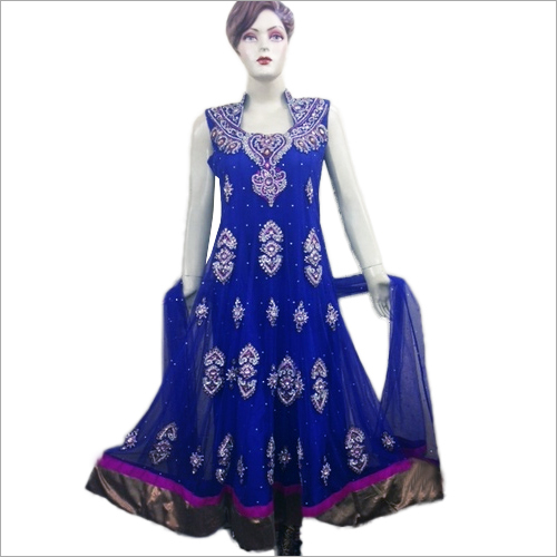 पूरी तरह से कढ़ाई वाली लंबी अनारकली