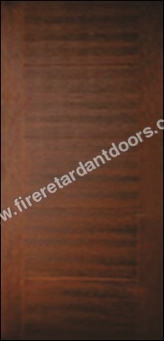 मोल्डेड पैनल दरवाजा