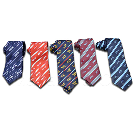 जैक्वार्ड डिजाइन नेकटाई