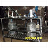 जार भरने वाली मशीन