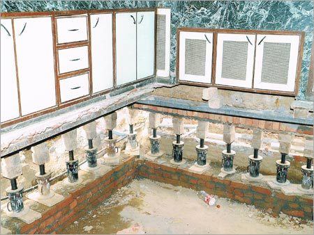 निर्माण ऊँचा करने की सेवाएँ