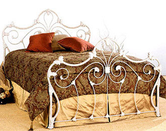 प्राचीन लोहे के बिस्तर