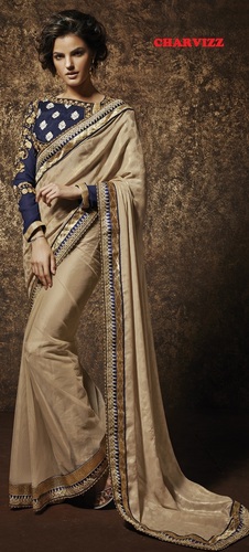 विशेष डिज़ाइनर साड़ी