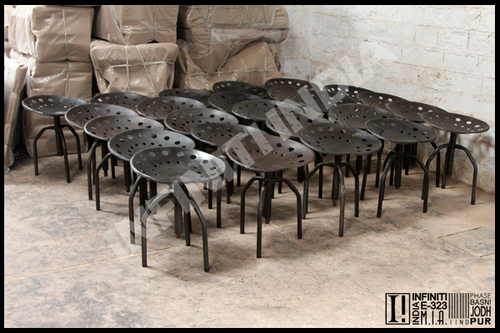 पॉलिश औद्योगिक ट्रैक्टर सीट स्टूल