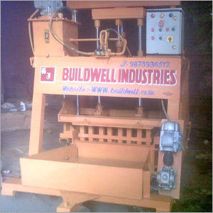 हाइड्रॉलिक कंक्रीट ब्लॉक बनाने की मशीन