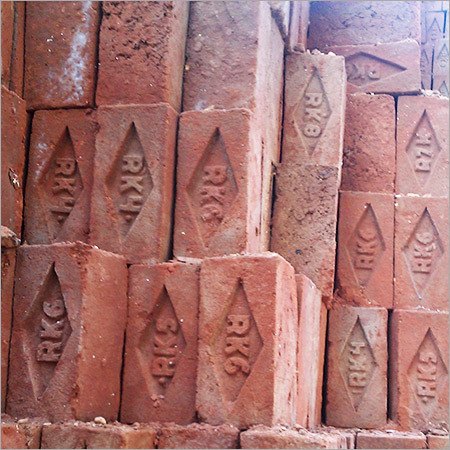 लाल मिट्टी की ईंटें