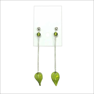 ग्लास बीडेड इयरिंग