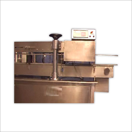 Automatic Bottle Labelling Machine