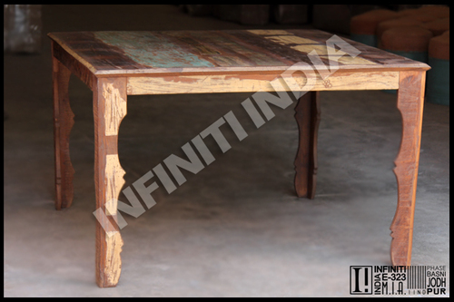 हस्तनिर्मित पुनर्निर्मित लकड़ी की डाइनिंग टेबल