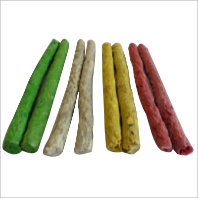 कच्चे चमड़े की च्यूइंग स्टिक्स