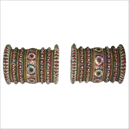 डिजाइनर bridal बंगल्स