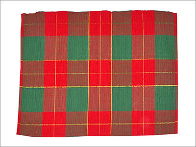 लिनेन प्लेसमैट्स