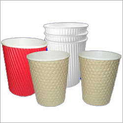 रंगीन कागज के कप