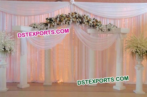 शादी का सफेद रोमन वॉकवे पिलर