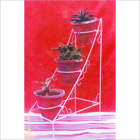 डिज़ाइनर रॉट आयरन पॉट स्टैंड