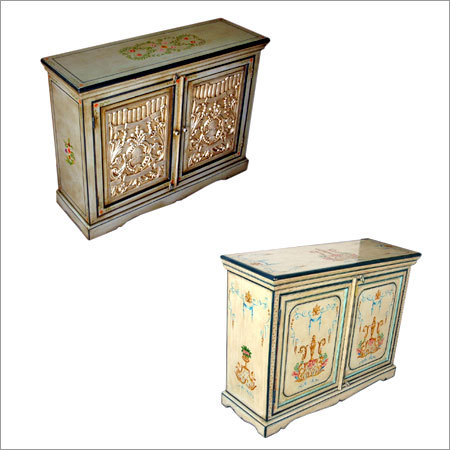 पेंटेड साइड बोर्ड्स