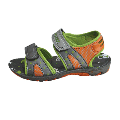 बच्चों की चप्पलें