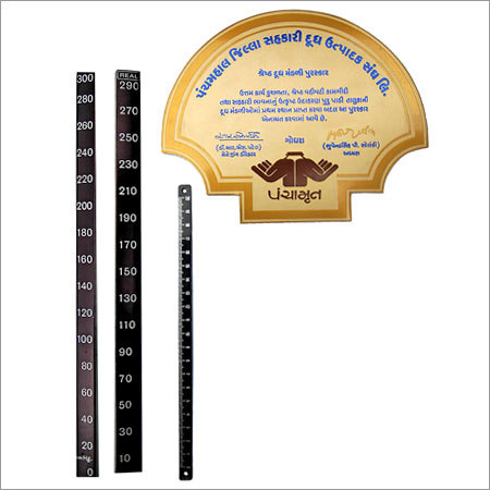 डायल और पैमाने