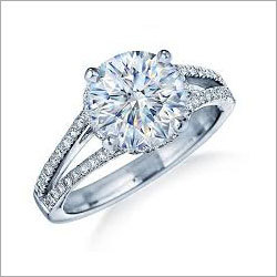 सोलिटेयर डायमंड रिंग