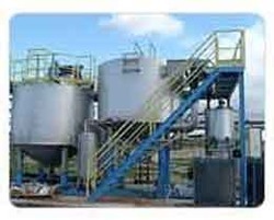 Chlorine Dioxide - Industrial Grade, Stable Oxidant for Waste Water Treatment | Effective Against Bacteria, Algae, Odors, and Pollutants