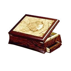 लकड़ी के उपहार बक्से