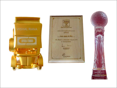 पुरस्कार पर लेजर उत्कीर्णन