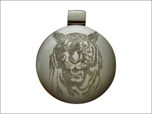 धातु लेजर उत्कीर्णन