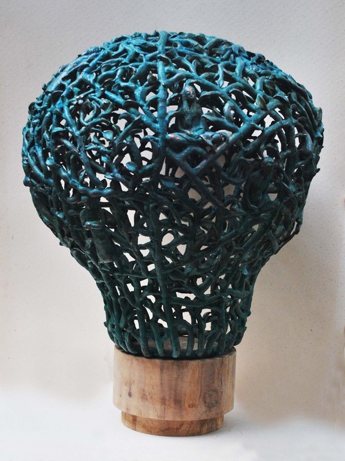 सजावटी लकड़ी की मूर्तिकला