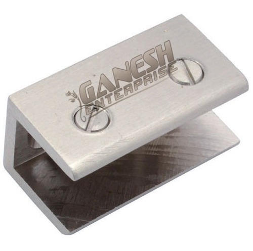 पीतल के चौकोर ब्रैकेट्स