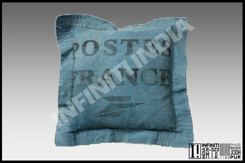 मशीन से बना विंटेज कुशन