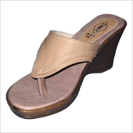 लड़कियों के हाई हील सैंडल