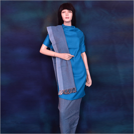 अनस्टिच्ड सूट सामग्री