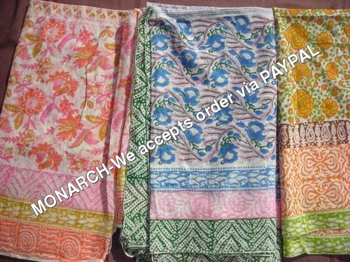 मल्टीकलर फ्लावर हैंड ब्लॉक प्रिंट सारंग