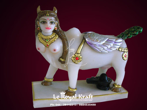 संगमरमर की कामधेनु प्रतिमा