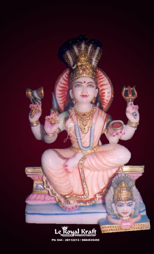 मार्बल करुमारियाम्मन प्रतिमा