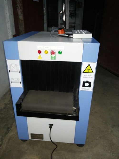 X-Ray Security scanning Machine