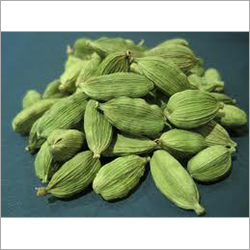 हरी इलायची फलियाँ