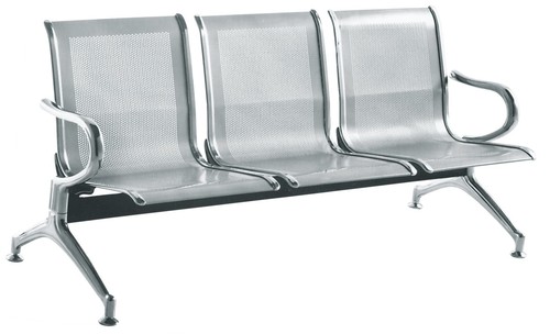 तीन सीटों वाली कुर्सियाँ