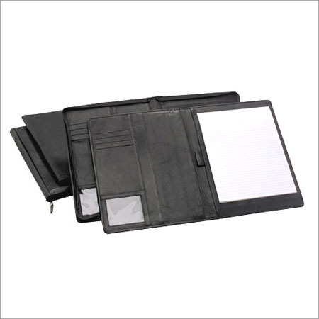 लेदर फोल्डर्स