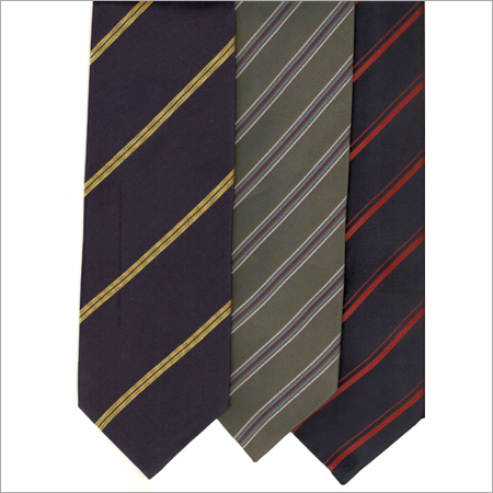धारीदार टाई
