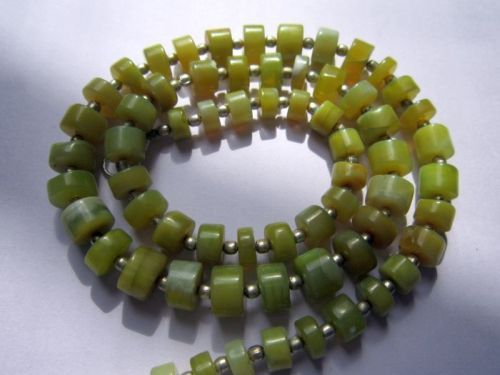 राउंड ब्रिलियंट कट ग्रीन ओपल टायर बीड्स