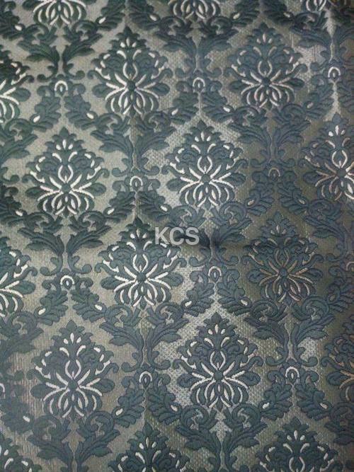 लाइट इन वेट डिज़ाइनर फ़ैब्रिक क्विल्ट