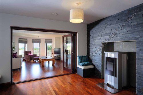 काले दीवार टाइल्स