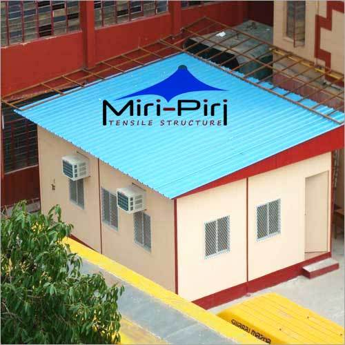 ब्लू प्रीफ़ैब केबिन