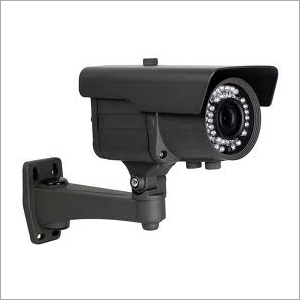 दीवार पर लगाने वाला CCTV कैमरा